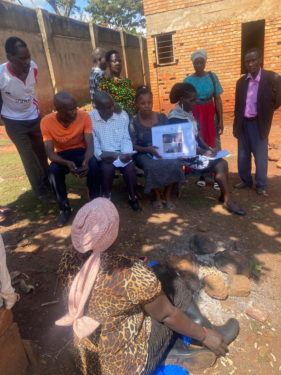 Lung_Institute's tweet photo. Project Update: The @CLEANAirAfrica project has concluded a 3-day standardized training for VHTs on Household Air Pollution (HAP) using TeachBox in Jinja District

At the end of the training, facilitators were equipped with Job Aids to support community health education sessions on HAP and its health effects. #CleanAirAfrica  @NIHRresearch @brucekirenga @katswincey @rnantanda @RichardKabanda2 @MinofHealthUG @SincereKpp @JinjaRRH @KingNadiopeIV @Busoga_Kingdom @BusogaHealth