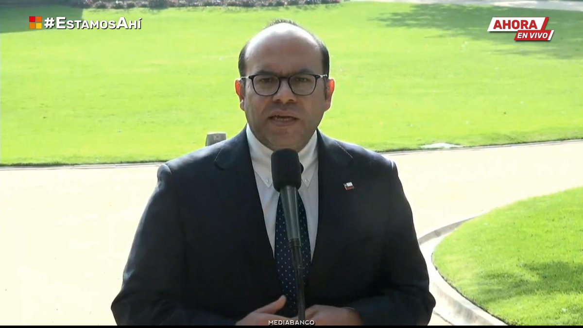 mediabanco's tweet photo. #EstamosAhí: Vocería del subsecretario del Interior, Máximo Pavez, tras el Consejo de Gabinete en Cerro Castillo.

En vivo por https://t.co/5EQDWa8Aic https://t.co/JcbHgocUMl