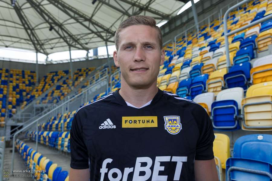 Piotr U tweet media