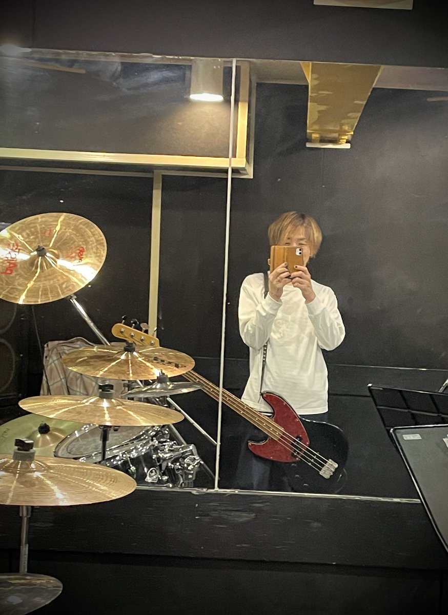 BACH_SLEEPS's tweet photo. c&amp;o リハスタでした

明日はバンバ広場でGiGります♪

楽しみだぁ⤴︎ https://t.co/ZT5fsCNpFF