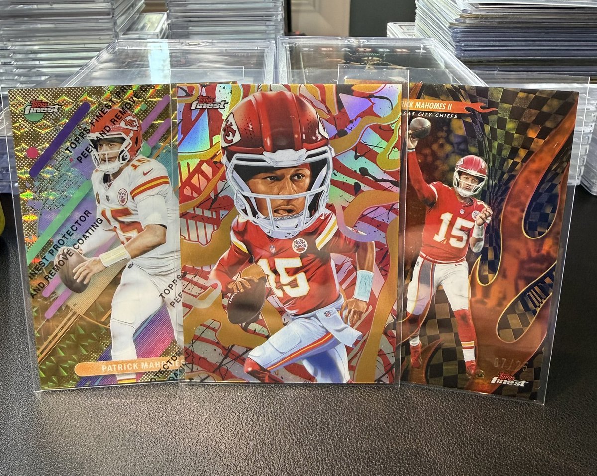 Royal Rips Card Co. tweet media
