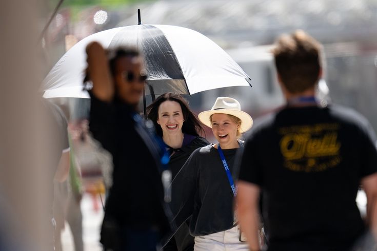 Rachel Brosnahan Archives tweet media
