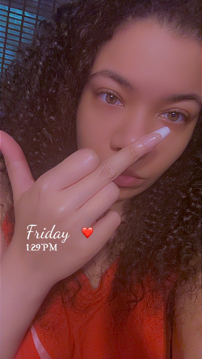 GoddessVeraDuhh's tweet photo. Happy pay day, give it up. https://t.co/IUi3U4e86O
