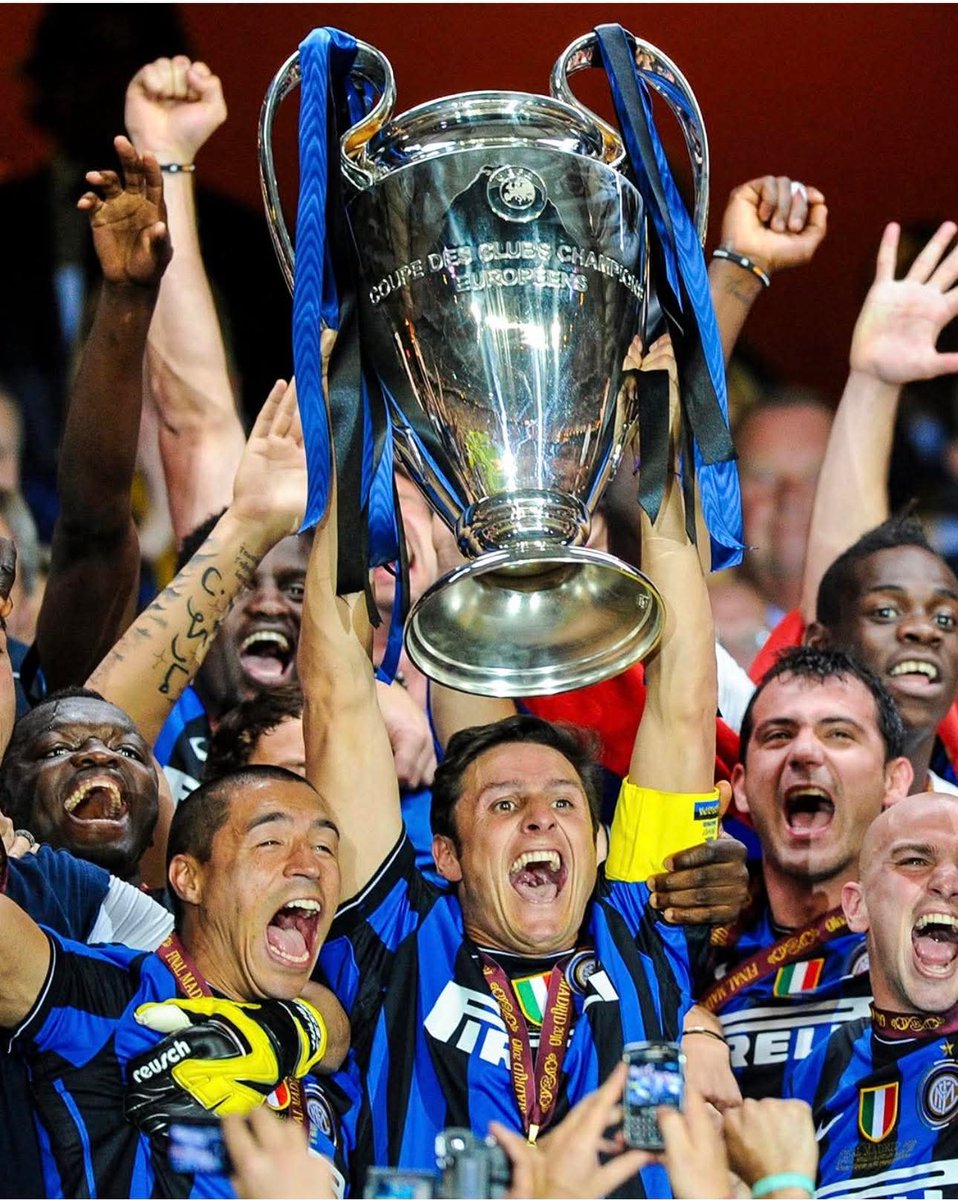 Eyadoovv's tweet photo. 16 عام مضت ، آخر بطل إيطالي لدوري ابطال أوروبا https://t.co/ICiKOCXv9a