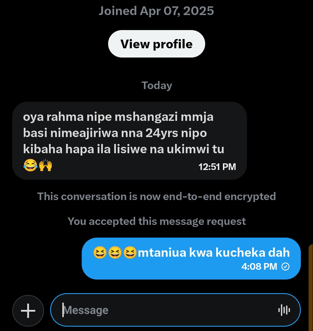 Extreme Introvert🧕💫 tweet media