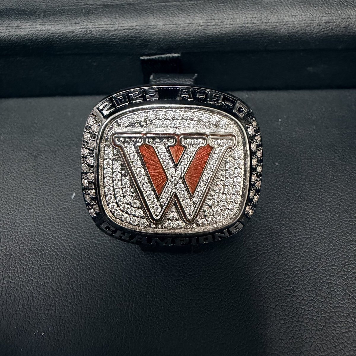 Wartburg Football tweet media