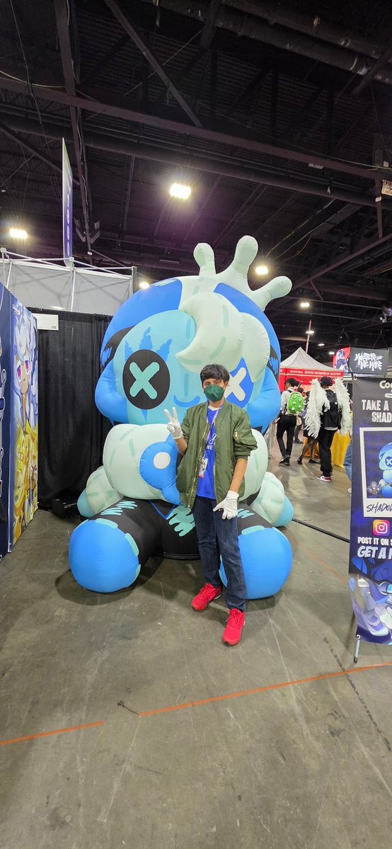 Bush @ momocon tweet media