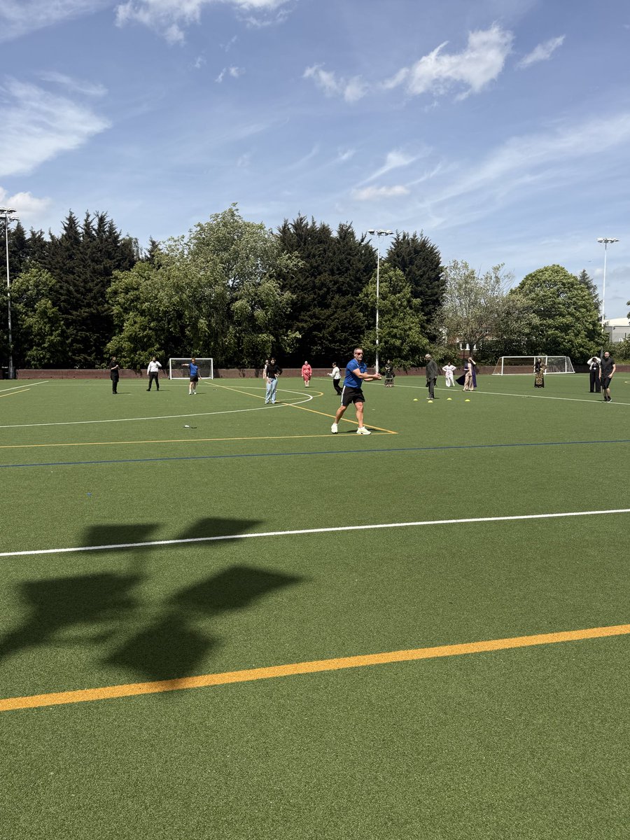 Small Heath Leadership Academy tweet media