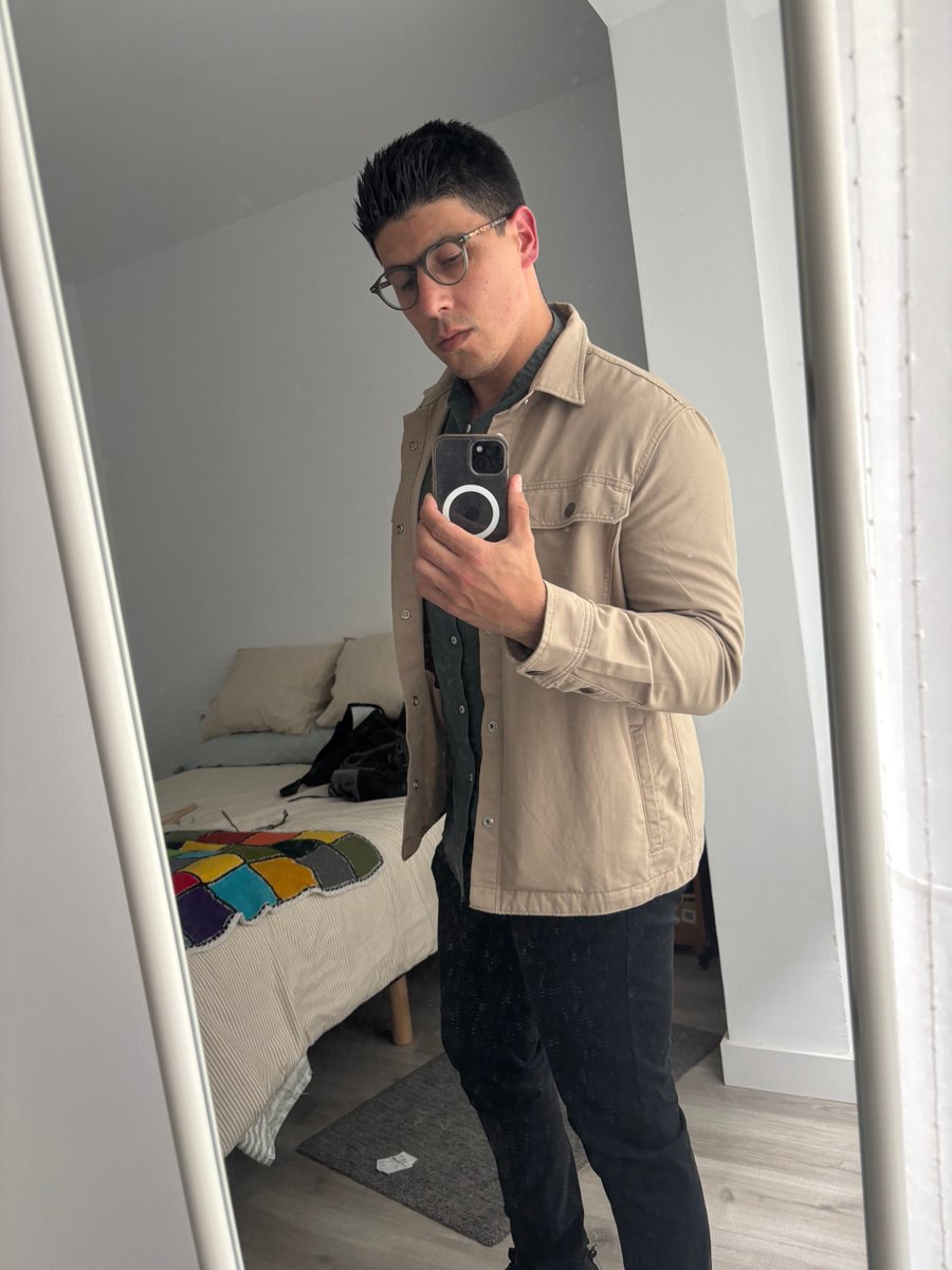 Antón tweet media
