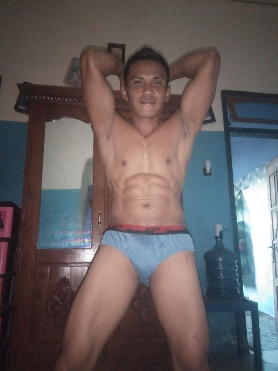 L80912Wawan's tweet photo. Duda terlalu lama haus sek https://t.co/GTGFMbUr6J