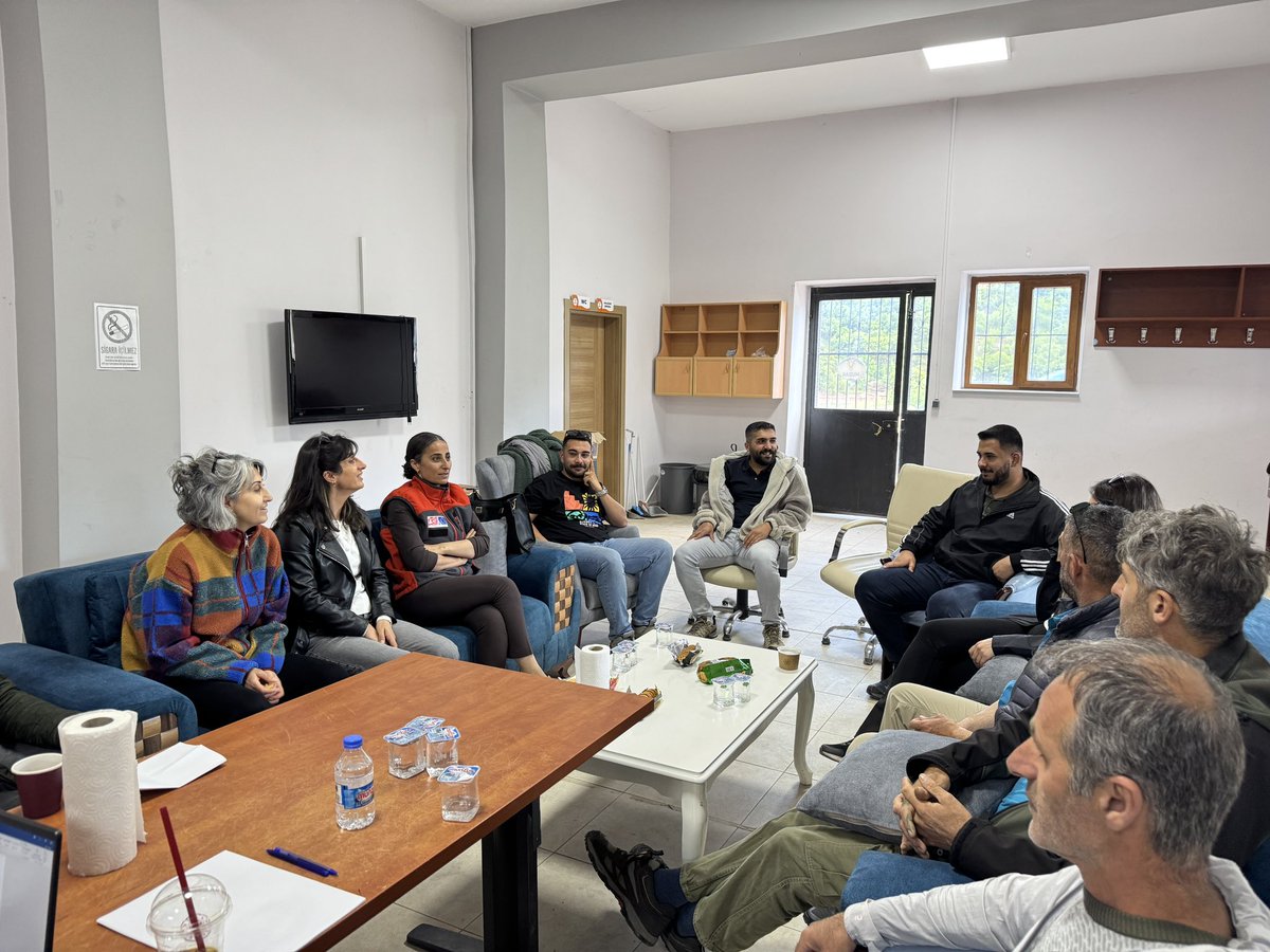 mudak62's tweet photo. Derneğimizin 3. Olağan Genel Kurulu’nun ardından yönetim kurulu üyelerimiz ilk toplantısını gerçekleştirdi. https://t.co/BY88KuXQPL