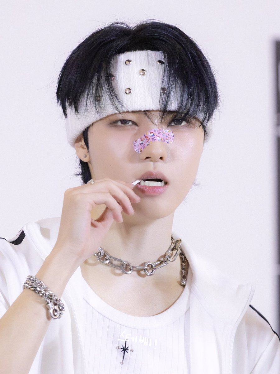 스테삐 ⊹ ࣪ ˖🎞️ tweet media