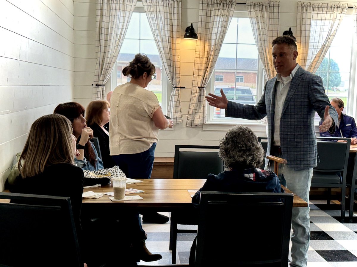 DustylBlue's tweet photo. 📍Macon County Republican Club

Last night, I had the privilege of speaking to Republicans in Macon County and had a very nice time meeting everyone. 

I’m going to keep showing up. I’ll keep starting conversations. I’ll keep listening to the constituents. ✅ https://t.co/7yNPYYNmjx