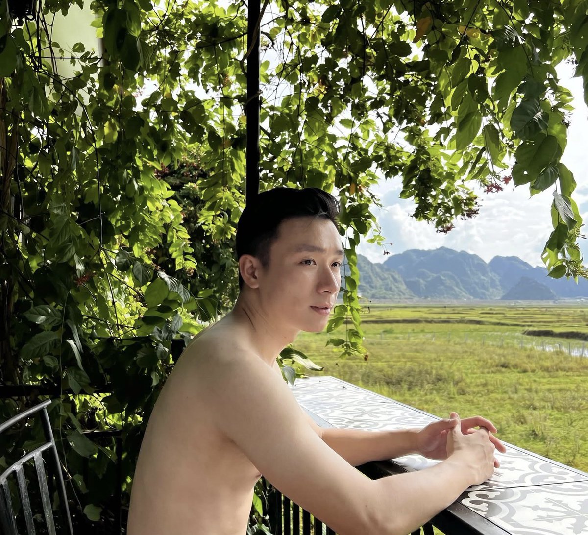 Hong Le tweet media