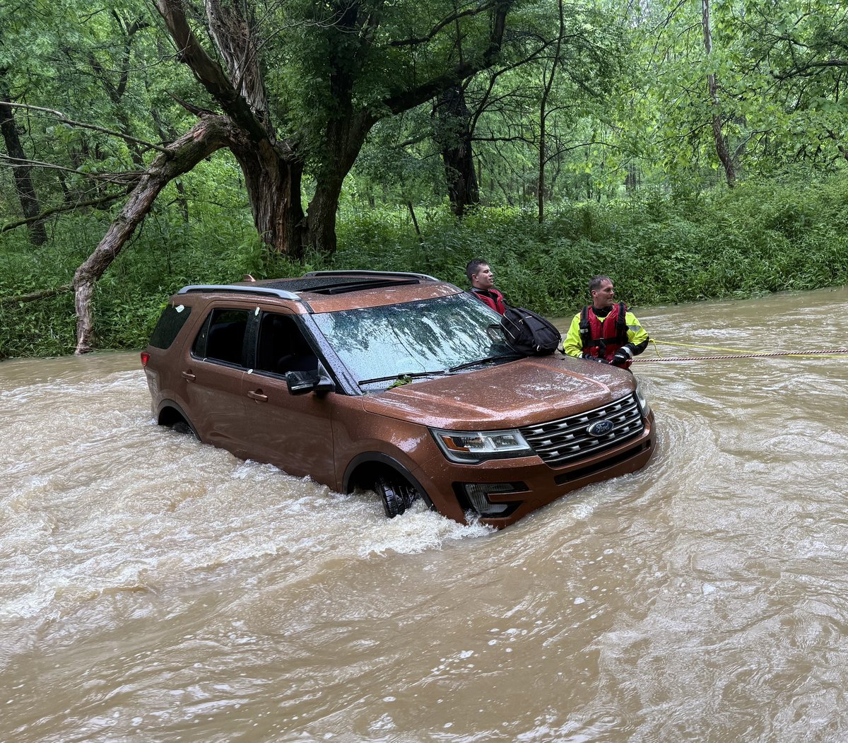 WorkForIndiana's tweet photo. A big shoutout to @INdnrnews  District 9 Conservation Officers for their quick response during a recent water rescue in Ripley County. With support from partner agencies, they safely brought everyone in the vehicle back to shore after it entered fast‑moving water. https://t.co/RvzPabneE5