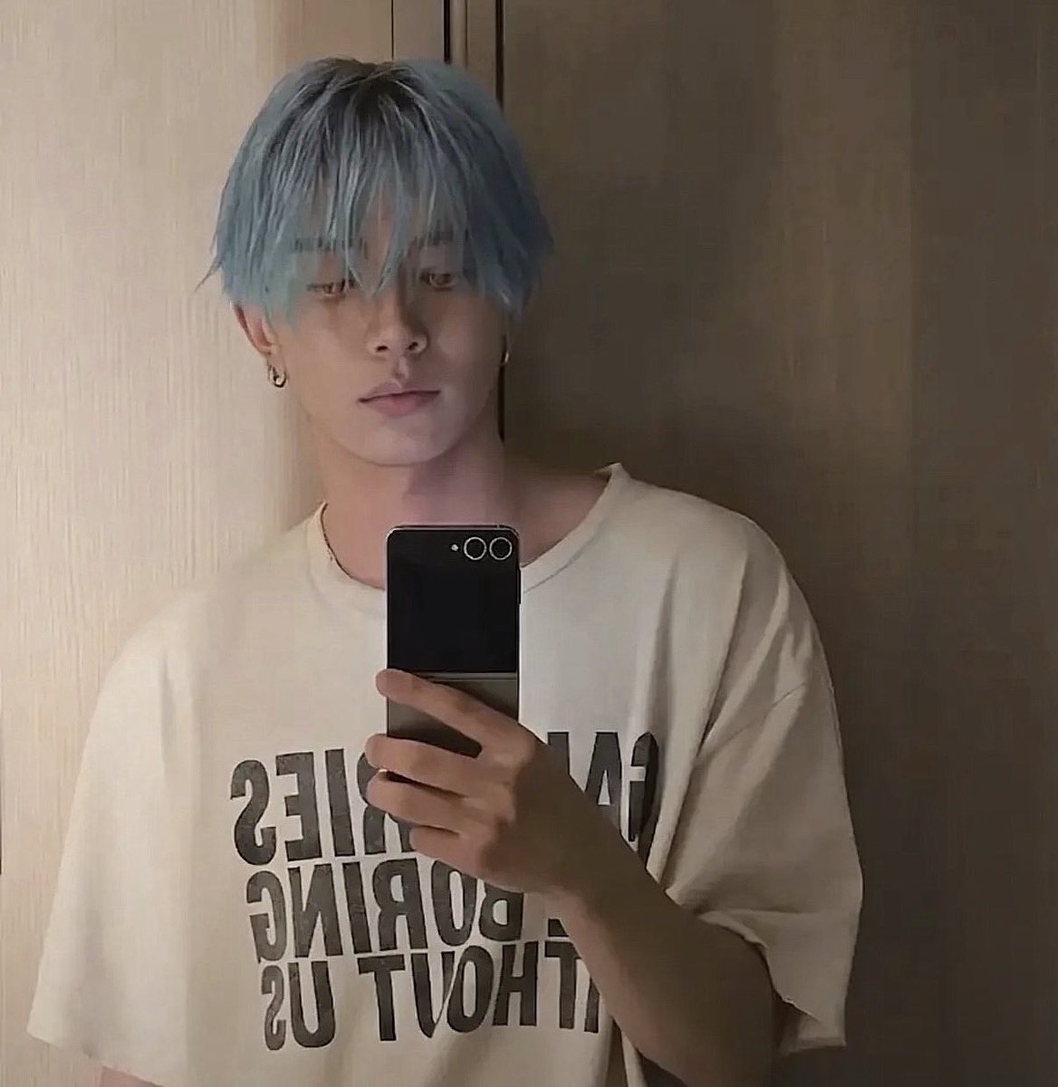 nia ᥫ᭡ tweet media