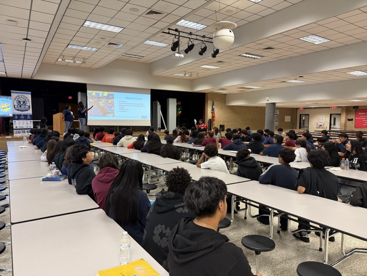 ElsikHighSchool's tweet photo. Future Rams, we’re excited for you! The Elsik Ninth Grade Center admin team had a great time visiting students at Holub Middle School and sharing all the amazing opportunities awaiting them at ENGC. The future is bright! 💙🐏 #LeadTheWay #RamNation https://t.co/2gql2Ecc0G