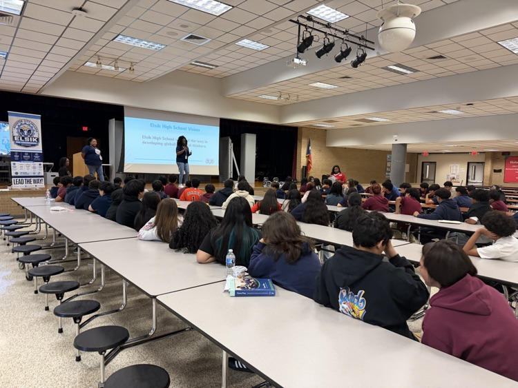 ElsikHighSchool's tweet photo. Future Rams, we’re excited for you! The Elsik Ninth Grade Center admin team had a great time visiting students at Holub Middle School and sharing all the amazing opportunities awaiting them at ENGC. The future is bright! 💙🐏 #LeadTheWay #RamNation https://t.co/2gql2Ecc0G