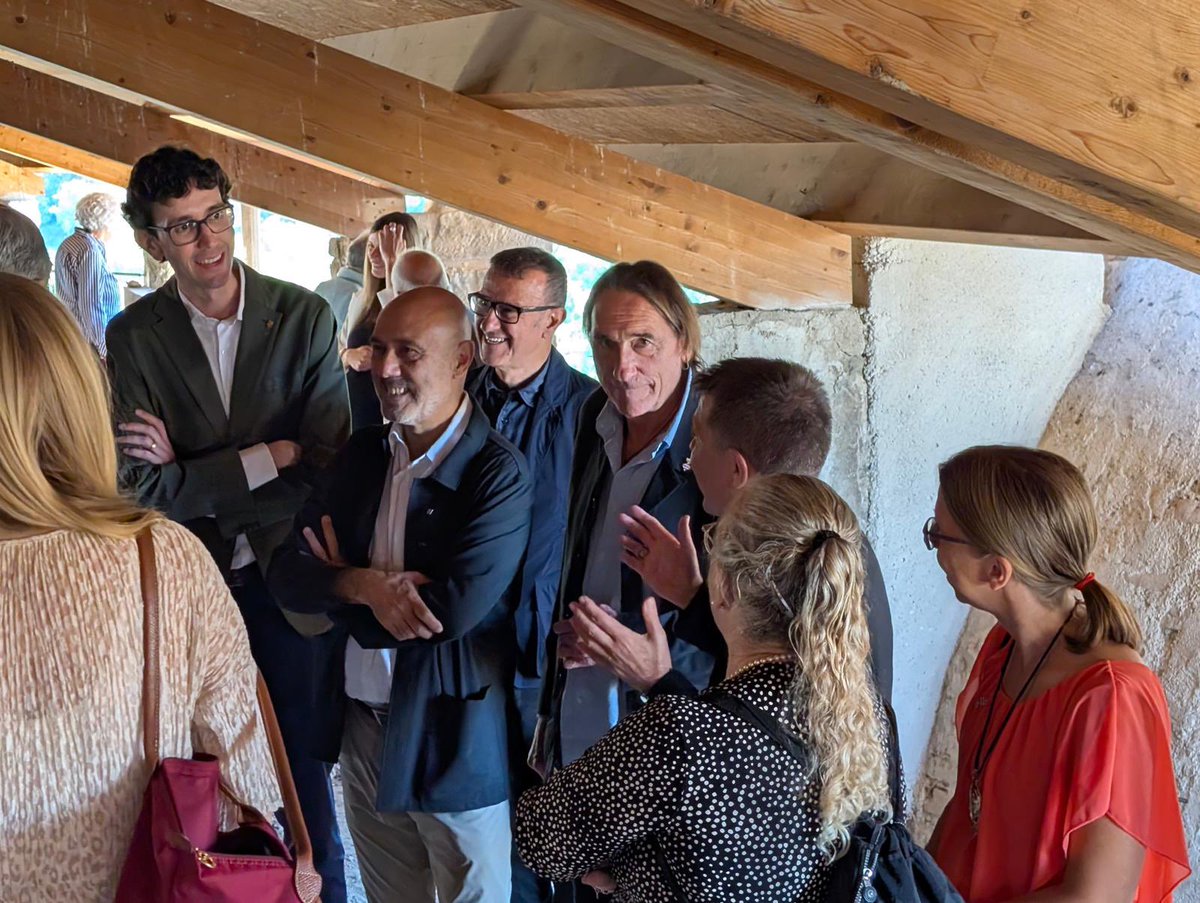 QBorras's tweet photo. Inaugurem les obres de rehabilitació de l’església de l’Assumpció de Sanaüja, actuació impulsada en el marc del programa Temps de Gòtic @FundlaCaixa per conservar i posar en valor el llegat gòtic del país. @cultura_cat @patrimonigencat https://t.co/BOsNu6z9KY