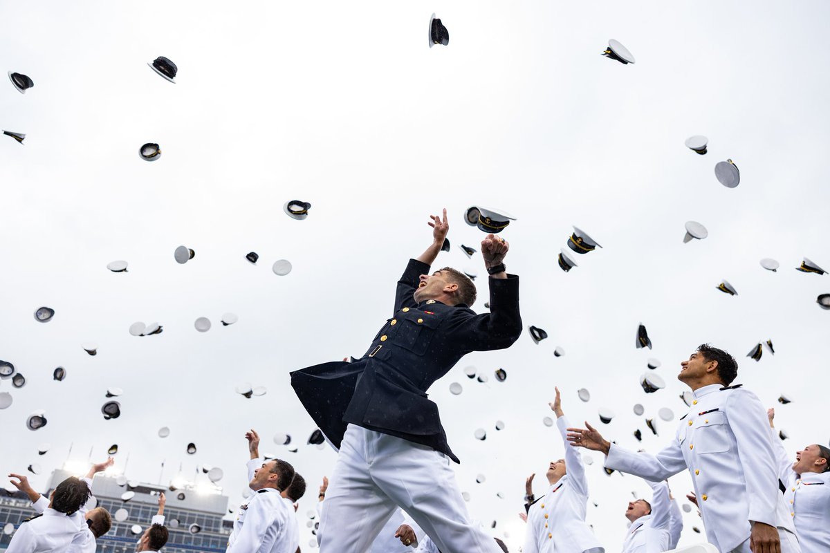 Acting Secretary of the Navy Hung Cao tweet media