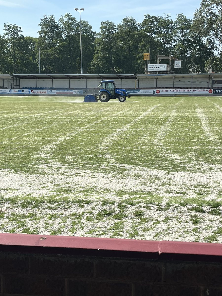 ianajordan's tweet photo. Great couple of days @TauntonTownFC renovating the pitch for next season @benwhite2012 @CampeyTurfCare https://t.co/oNep7hBB5S