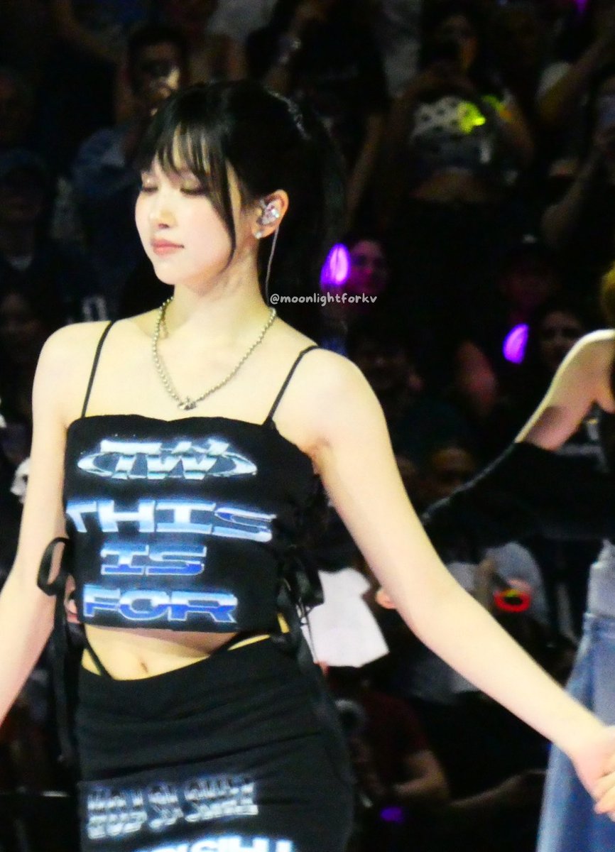 ★ twice in lisbon & turin tweet media