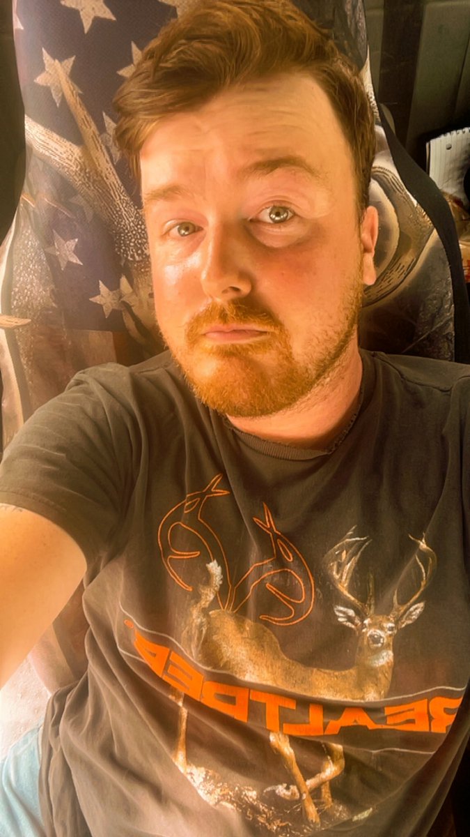 prittmichael's tweet photo. I’m officially 31 today https://t.co/lcYKZA2Aj2
