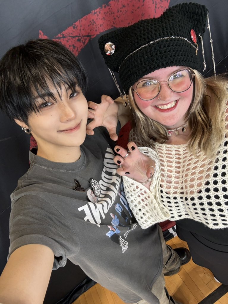 apk06's tweet photo. 2025 vs 2026 (part 1) 

I really cant believe how much theyve grown 😭 https://t.co/xzAsJ4tctv