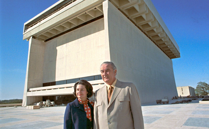 SaveTXHistory's tweet photo. On May 22, 1971, the historic Lyndon Baines Johnson Library and Museum, our nation’s fifth presidential library, was dedicated on the University of Texas at Austin’s campus. https://t.co/vYFFwBYfvO