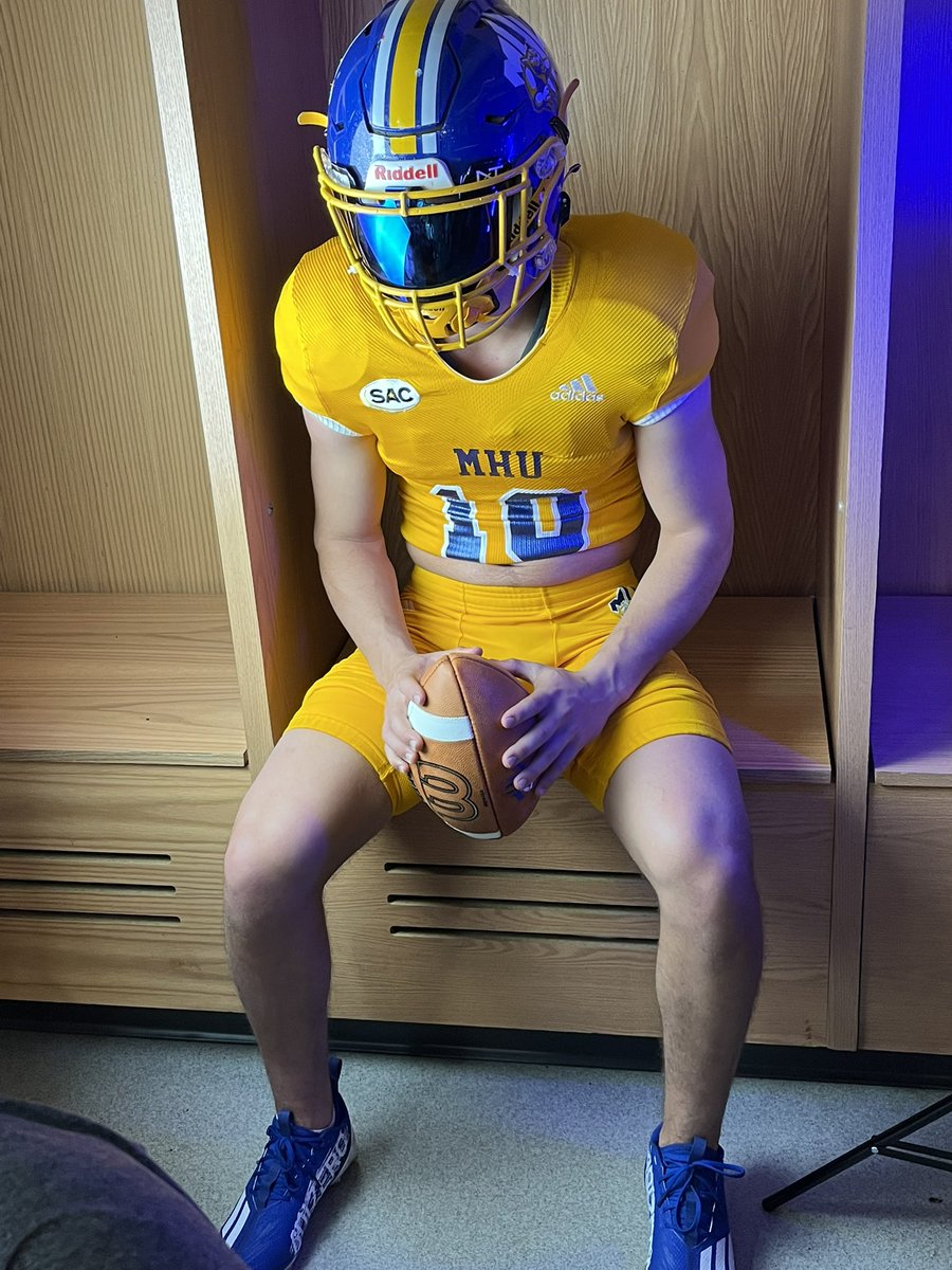 RobStowe4's tweet photo. Super excited for our Panther football players who are going to @MarsHill_FB tomorrow! Good luck @c_cox2008 and @RobTUC2027!
Earn an offer and rep @unioncofootball 
@CoachBDeBerry https://t.co/6eWsGJ2CUx