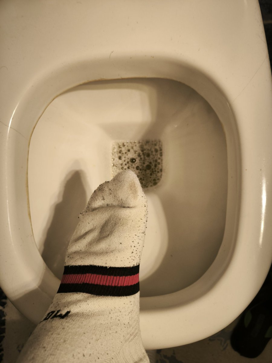 Daddy_Lilith1's tweet photo. Would you suck all the dirt out of my gym socks yes or yes? 
Well, bon appetit losers. https://t.co/DVXiplOB8q