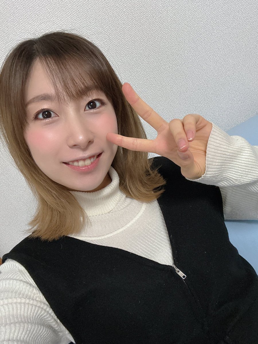 高宗 歩未 tweet media