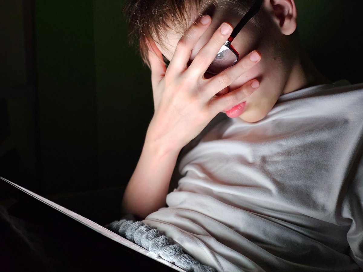 stepupanderson's tweet photo. Our children are exposed daily on screens, gaming sites and movies just to name a few.  What that can do to their developing brains needs to be understood by parents and caregivers.  Go to:https://t.co/Erob8hdREB https://t.co/aFUJLBmhHl