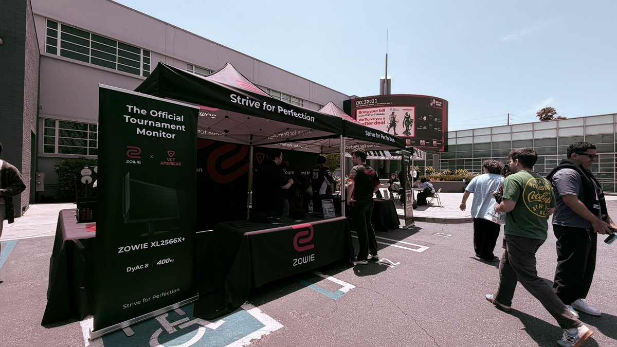 ZOWIEbyBenQUSA's tweet photo. We’re at the #VCTAmericas Block Party!
Just 1hr left to try out your aim at our Aim Challenge for a chance to win the XL2566X+ 400Hz ⚡️

#ZOWIExVCTA2026 #StriveforPerfection https://t.co/FMAlYinc0g