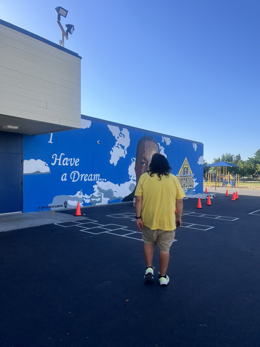 thePerfectMARY's tweet photo. #Fresno Mural by Jason Esquivel #FresnoMural https://t.co/4n9ME3DtIU