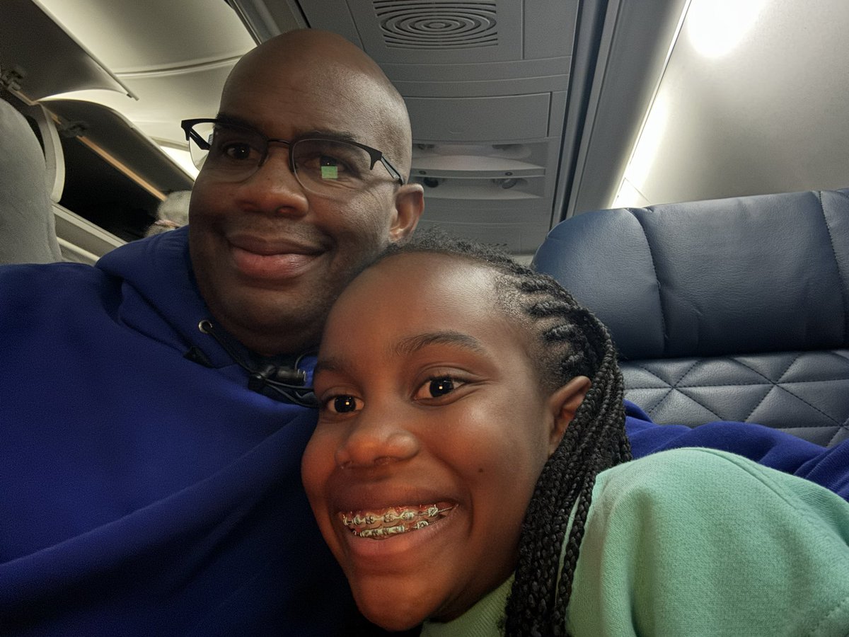 dcatc1's tweet photo. Thank you! @Delta @DeltaSkyClub for the upgrade!  Especially Courtney at DTW A19 for all your help! @EmergencySports https://t.co/vXzJdUaQYu