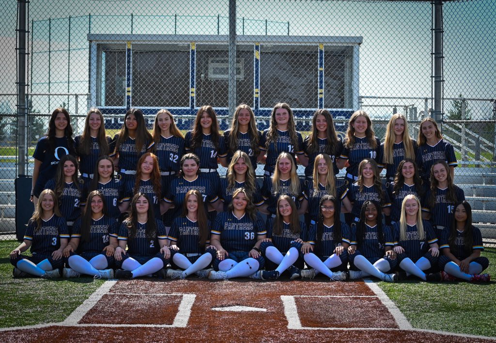 PhillipsAv36491's tweet photo. Unfortunately my freshman high school season ended tonight with a loss in the Regional championship, but back at it tomorrow with my Chaos girls at the Hustle City Alliance Qualifier.  Here are my final stats from my freshman year of high school:

95 plate appearances
.303 average
23 hits
9 1B
8 2B
2 3B
4HR
24 Runs
19 RBI
17 BB
8 SB
.994 Fielding percentage
@STLChaos2010 @StLChaos @bone_madalyn @rgilll @themaineventsb @MaxPreps @CoastRecruitsSB @TonyDatts18qm