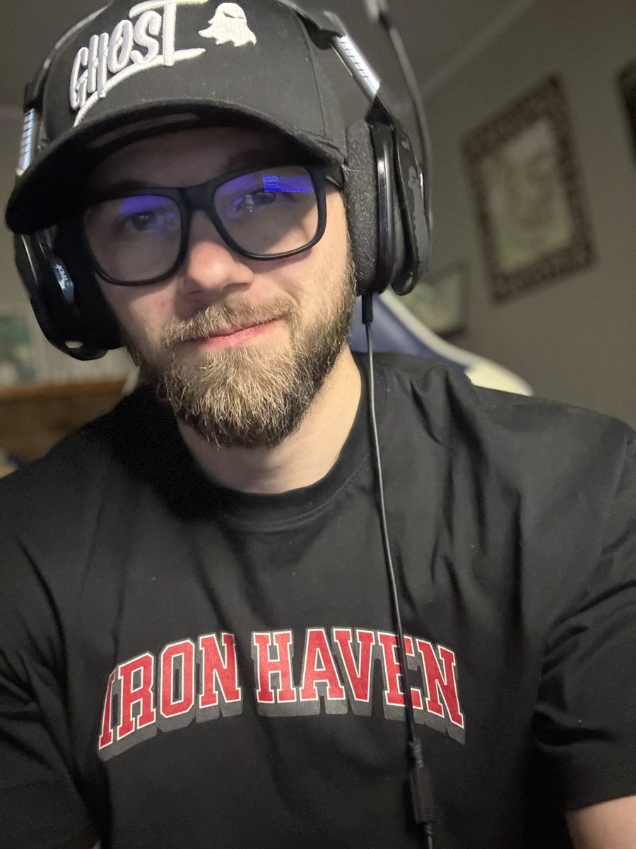𝐃𝐎𝐕𝐀𝐇 tweet media