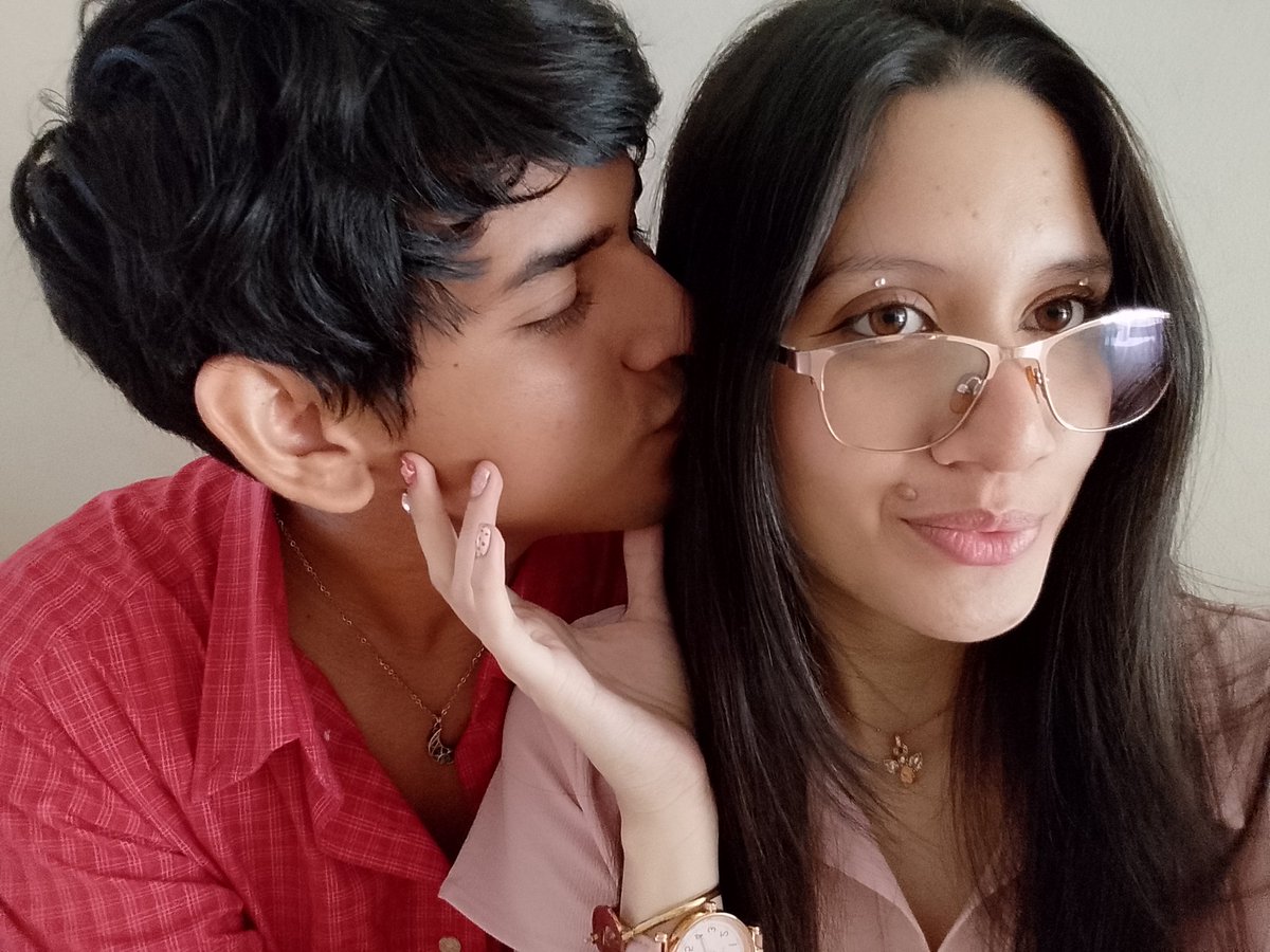 Matthanos66's tweet photo. Hoy, siempre y hasta el infinito mi Pau, te amooooooo con todo mi corazón. Jamás te soltaré mi reina, gracias por todo mi Pau💗💗💗💗💗💗💗💗💗💗💗 22/01 https://t.co/n8lfAtGkof