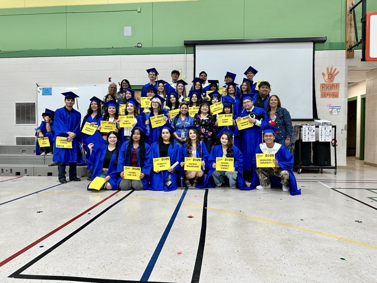 SchertzES's tweet photo. One of our favorite days of the year! 
🐾 Welcoming back the Class of 2026 for their senior parade through the halls where their Panther journey began. We’re so proud of these former Panthers and excited for all the adventures ahead! 🎓✨ #PantherPride #ClassOf2026 https://t.co/lw5enmEpjs
