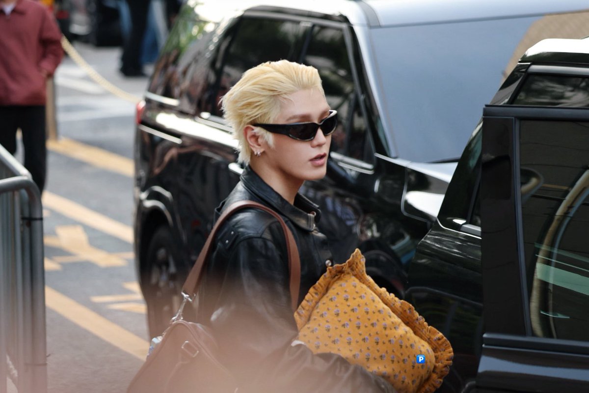 leetaeyongpabo's tweet photo. 20260522 KBS퇴근
완전 daddy😻
#TAEYONG 
#태용
#WYLD https://t.co/bFL8m4IZuK