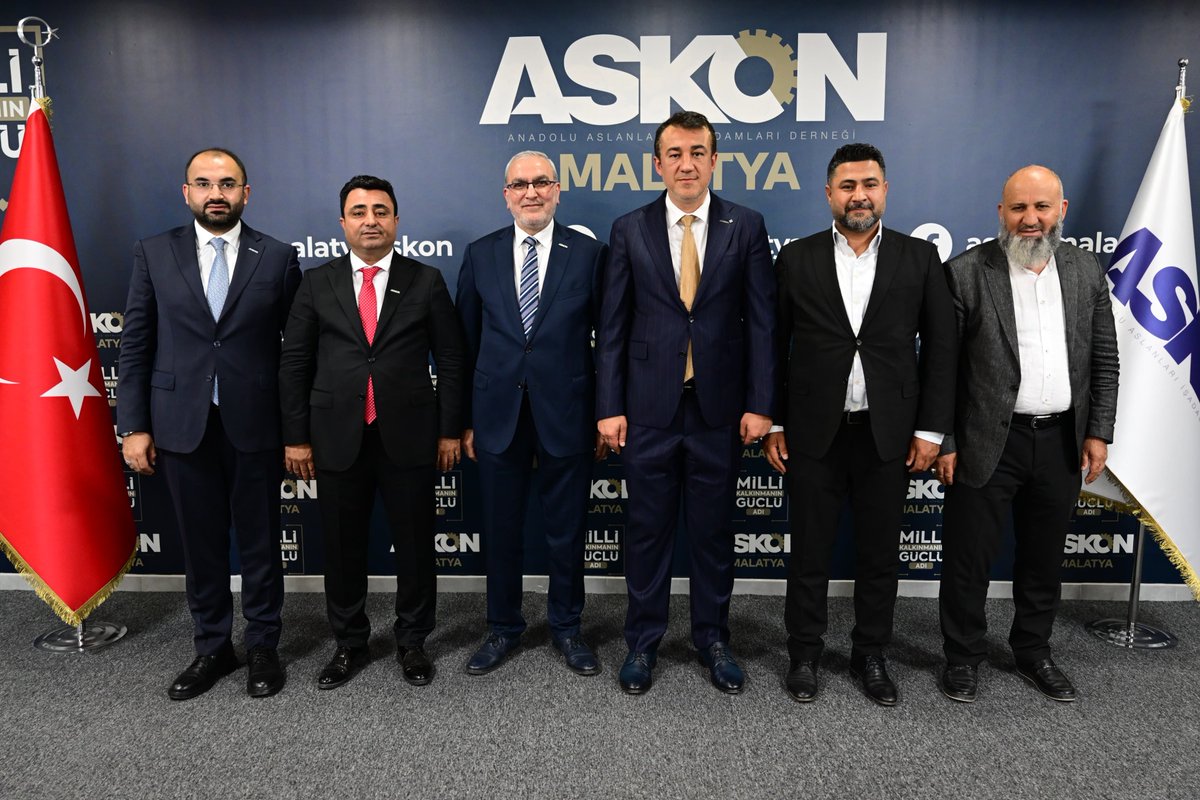 ffakkaya's tweet photo. ASKON Malatya Şubemizde bayrak değişimini yoğun bir genel kurul katılımıyla gerçekleştirdik.

Genel Başkan Yardımcımız Coşkun Alay ve Doğu Anadolu Bölge Başkanımız Bilal Çalışkan'ın katılımıyla icra ettiğimiz Genel Kurul sonrası ASKON Teşkilatlanma iklimine uygun bir devir teslim töreni gerçekleşen şubemiz de görevi devreden Mustafa Şarlak Başkanımıza emek ve gayretlerinden ötürü teşekkür ediyor, görevi devralan Aydın Apak Başkanımıza ve Yönetim Kuruluna hayırlı muvaffakiyetler diliyorum. #ASKONTEŞKİLAT
