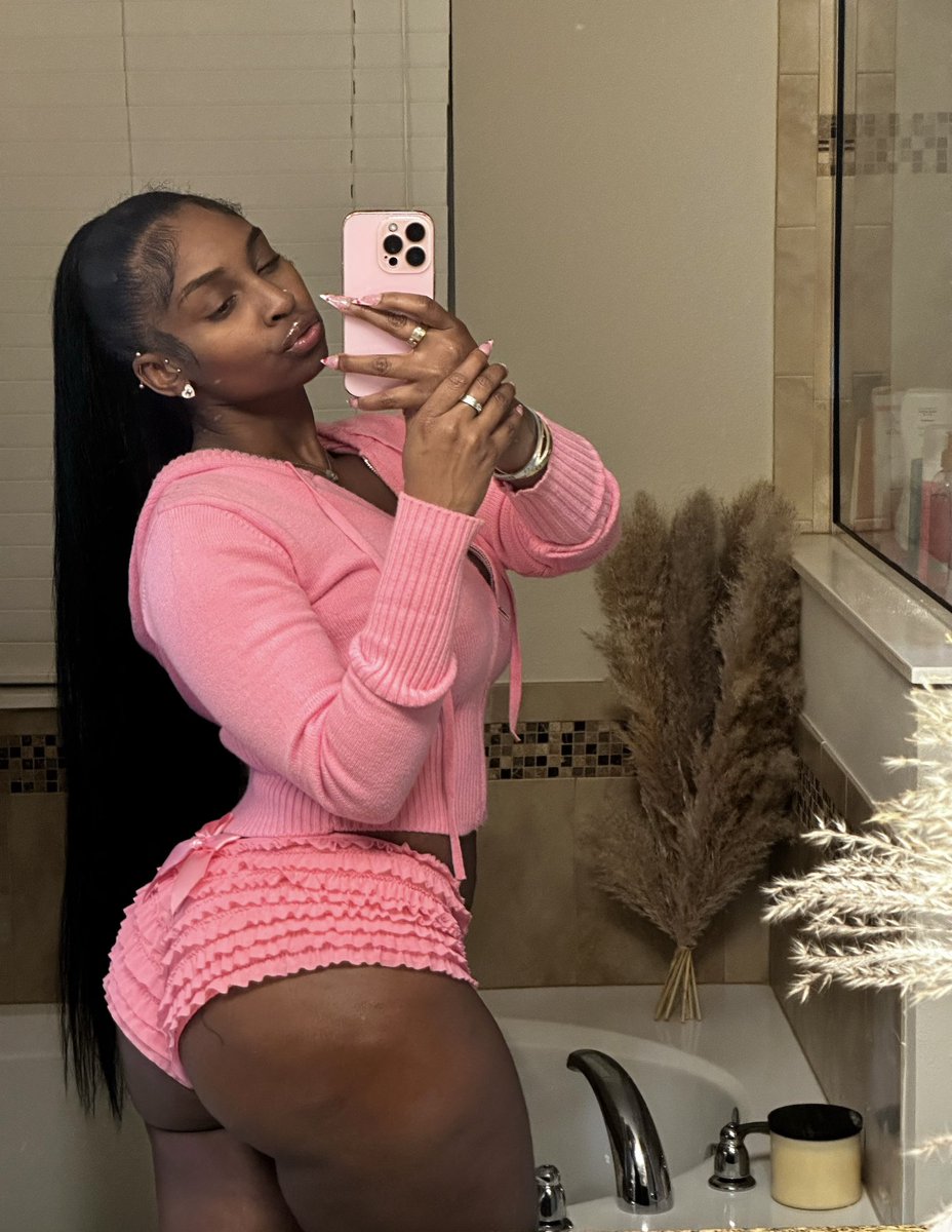 Maya Smith tweet media