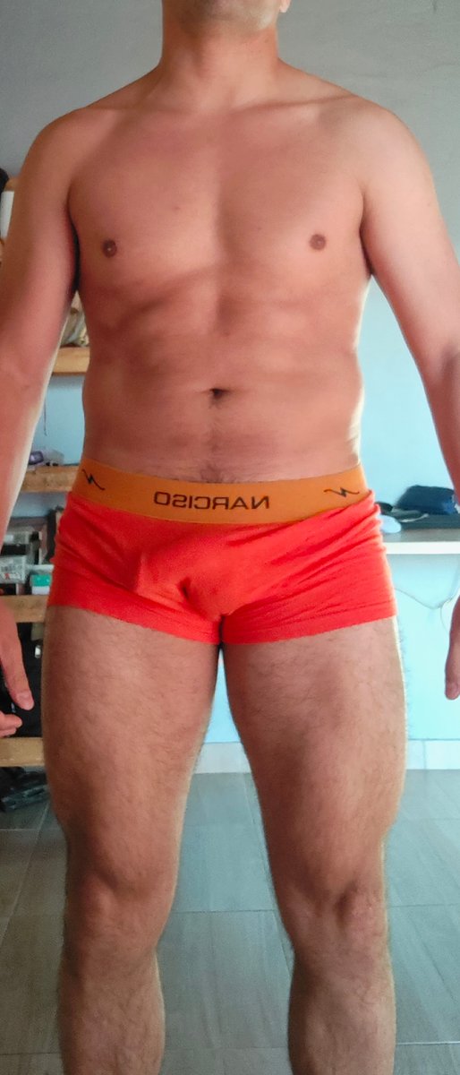 pamperro91's tweet photo. @PZ_X__ Hoy tocó naranja https://t.co/Pt02f3N6Hm