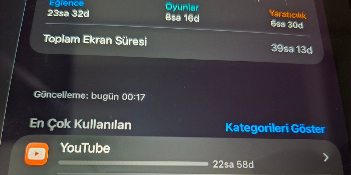 buseps tweet media