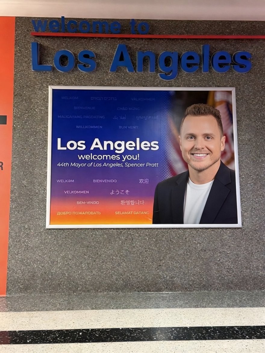Make L.A. Great Again 🇺🇸 tweet media