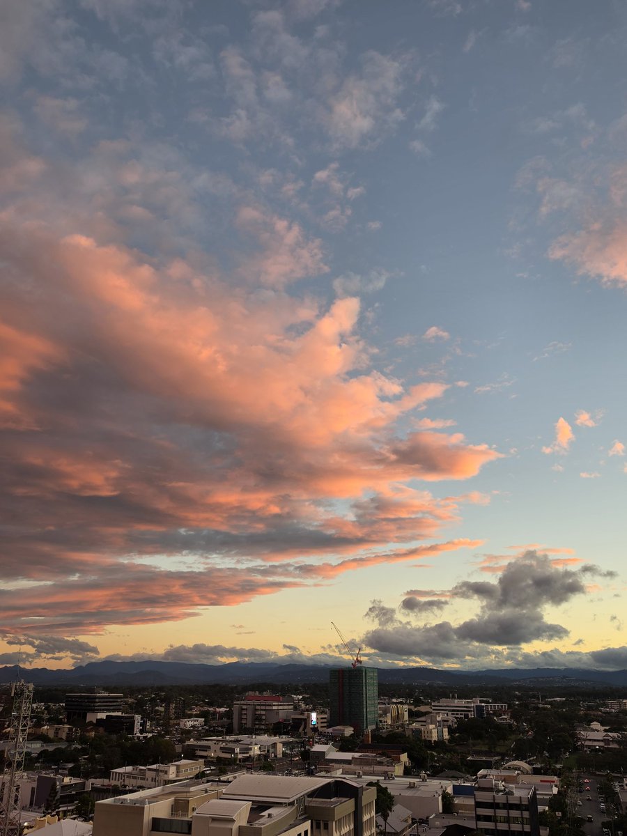 LBFizz's tweet photo. Good morning Gold Coast https://t.co/KdwaX0YCZa