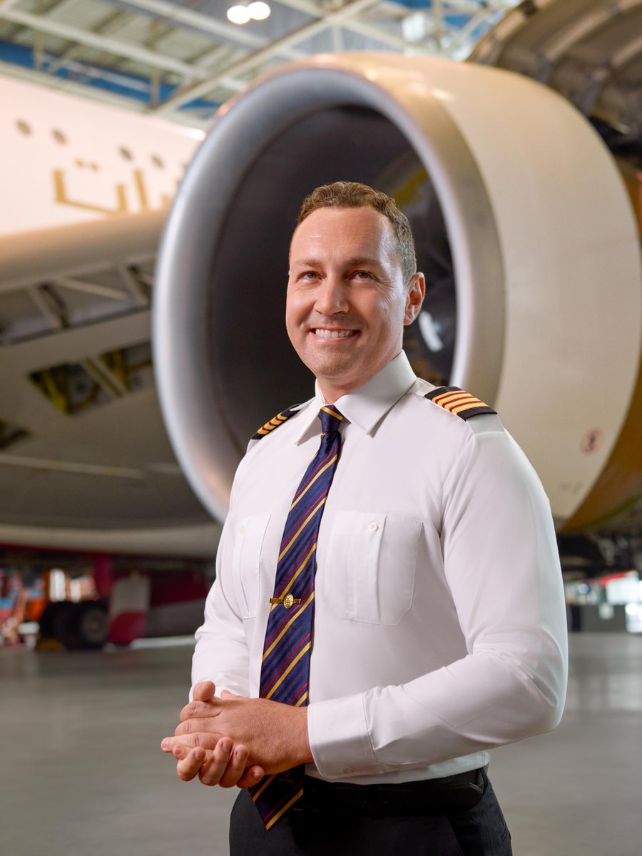 Emirates tweet media
