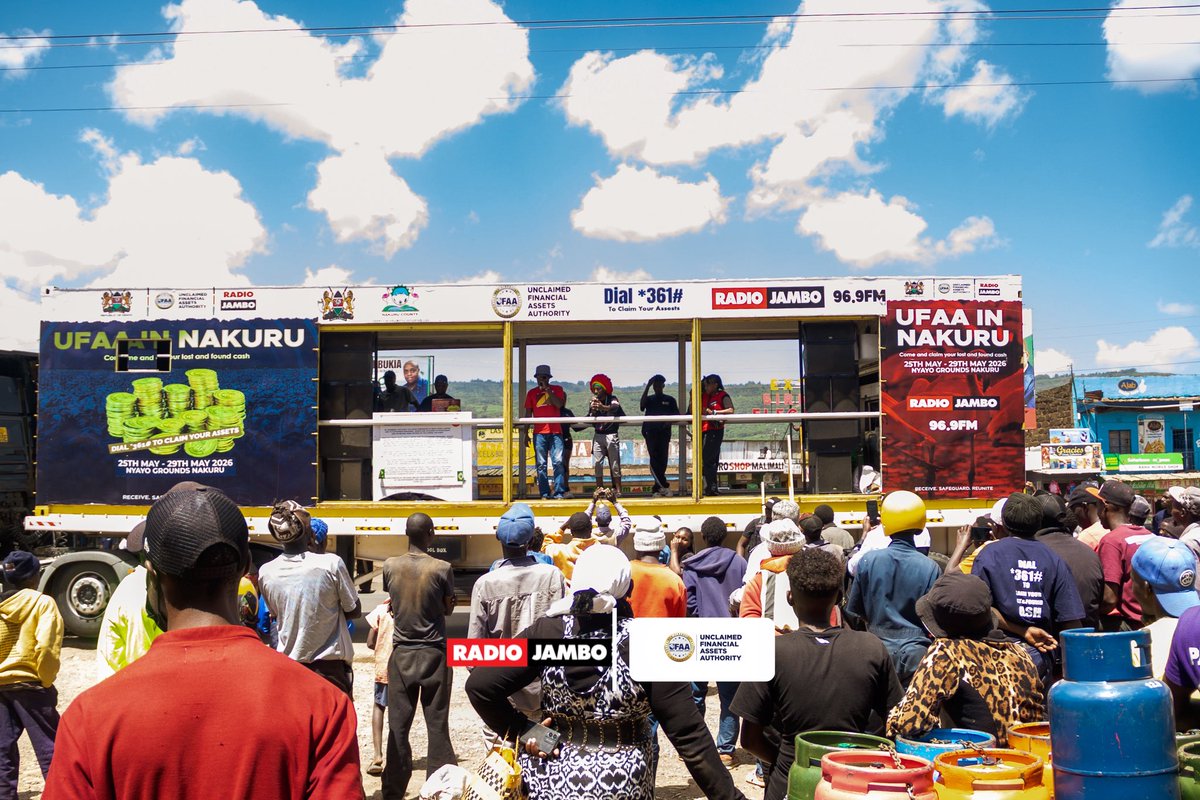 RadioJamboKenya's tweet photo. Hii Mbogi yooote @mwendemacharia1 , @Mbusii , @Liondeh , @itsmassawe , @raftinomc  iko Nakuru county kwa sababu yako. Kwa sababu haitaki mali yako ipotee. Inasema, dial *361# ama tembelea kambi ya @UFAAKenya Jumatatu hadi Ijumaa wiki ijayo upate mali yako bila kulipa chochote. https://t.co/88T6xEIQxx