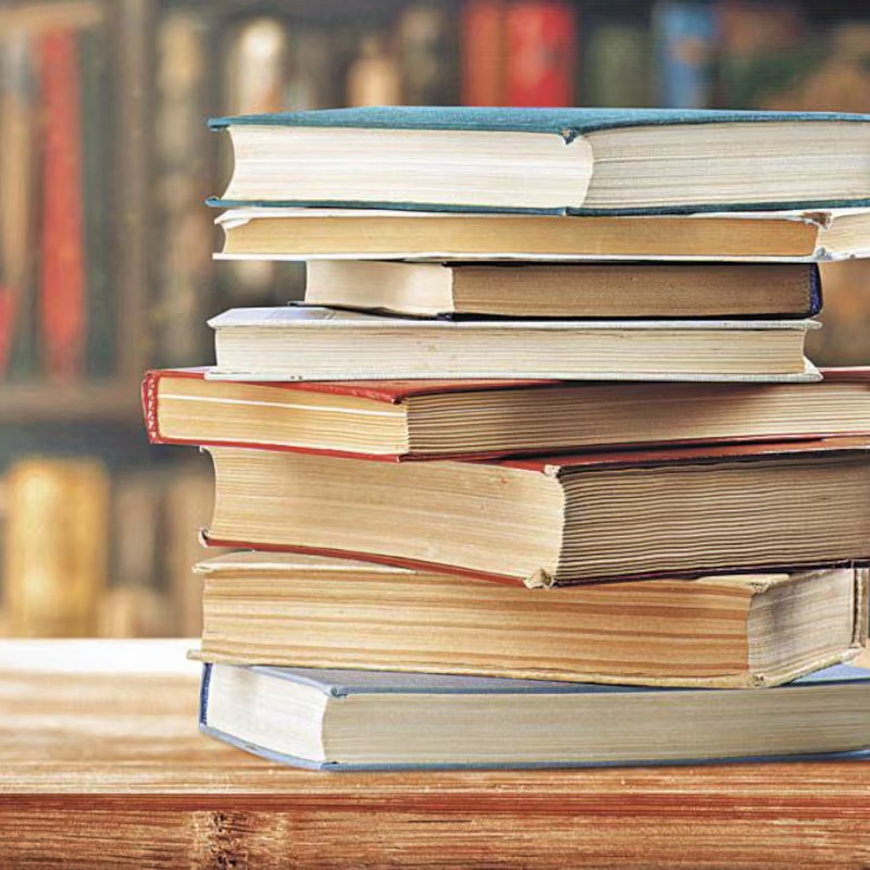 damadeiro's tweet photo. MIRA LIBROS Enlace: https://t.co/gwK5aaR4NQ 183 libros para que veas. Si alguno te interesa me avisas. https://t.co/quVhS4gNIF